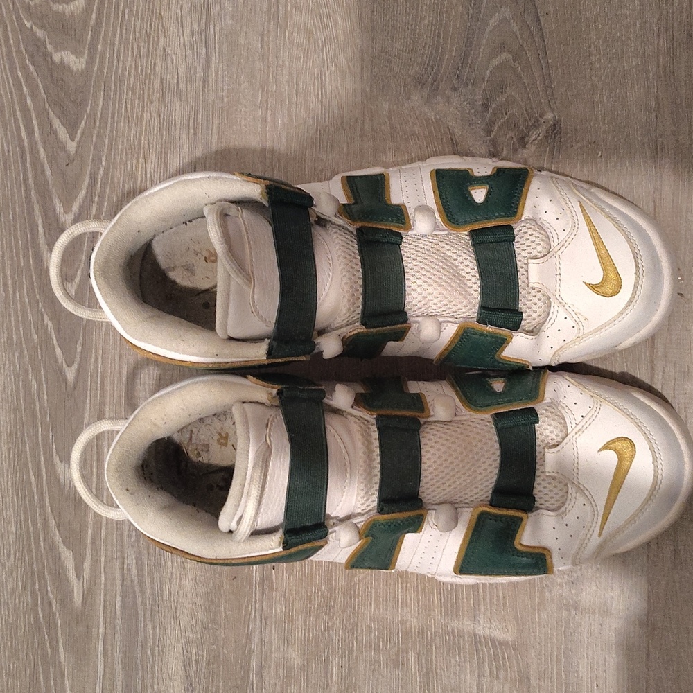 Nike White and Green Sneakers with Gold Swoosh